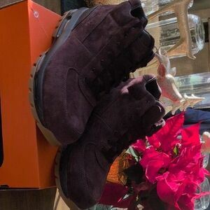 Nike Men's Boots in Dark Purple and Black